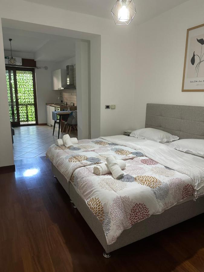 City Center Shkodra B&B Eksteriør bilde
